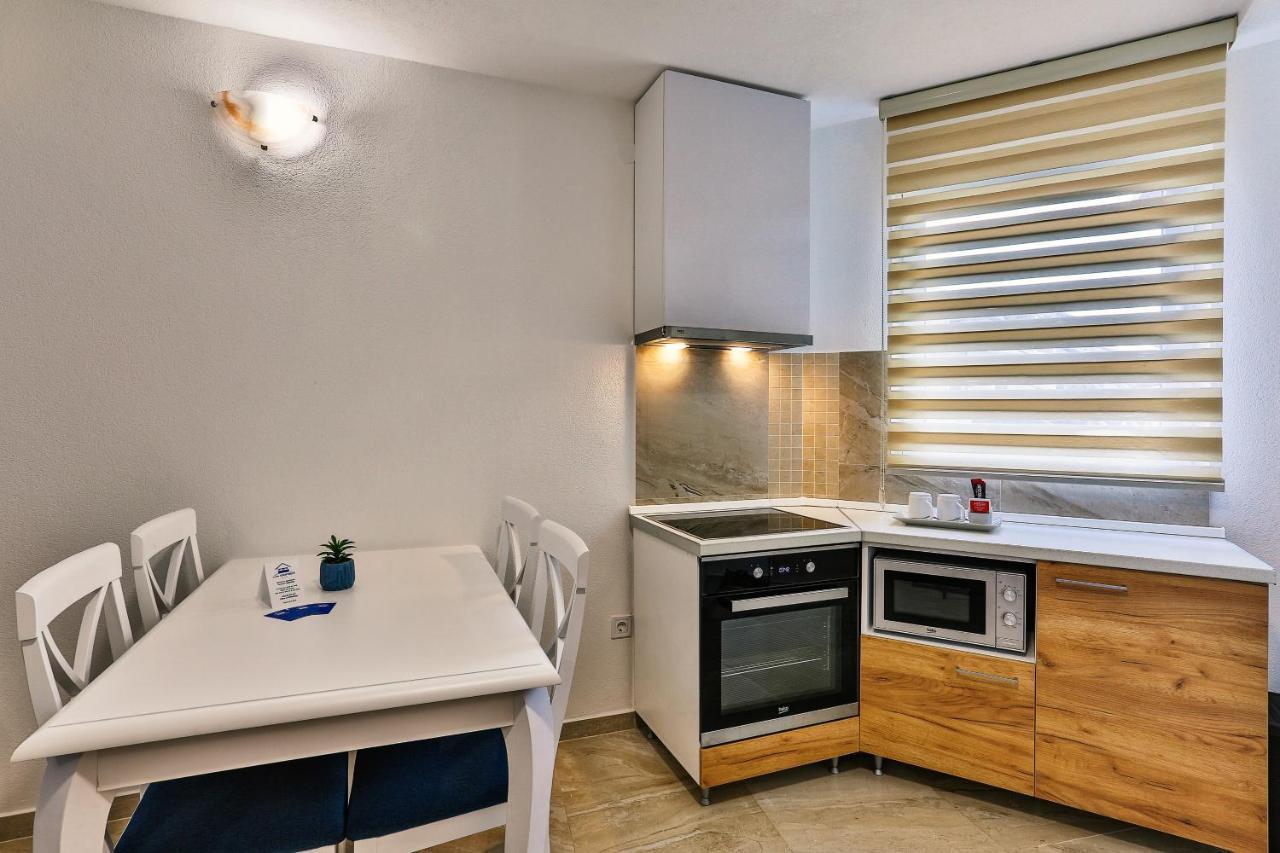 Zara Apartment Budva Exterior foto